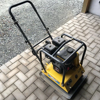 Rüttelplatte